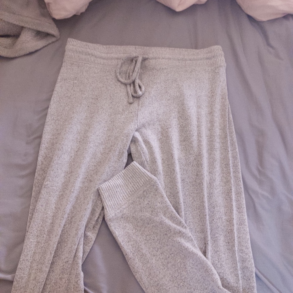 American Eagle comfy joggers
